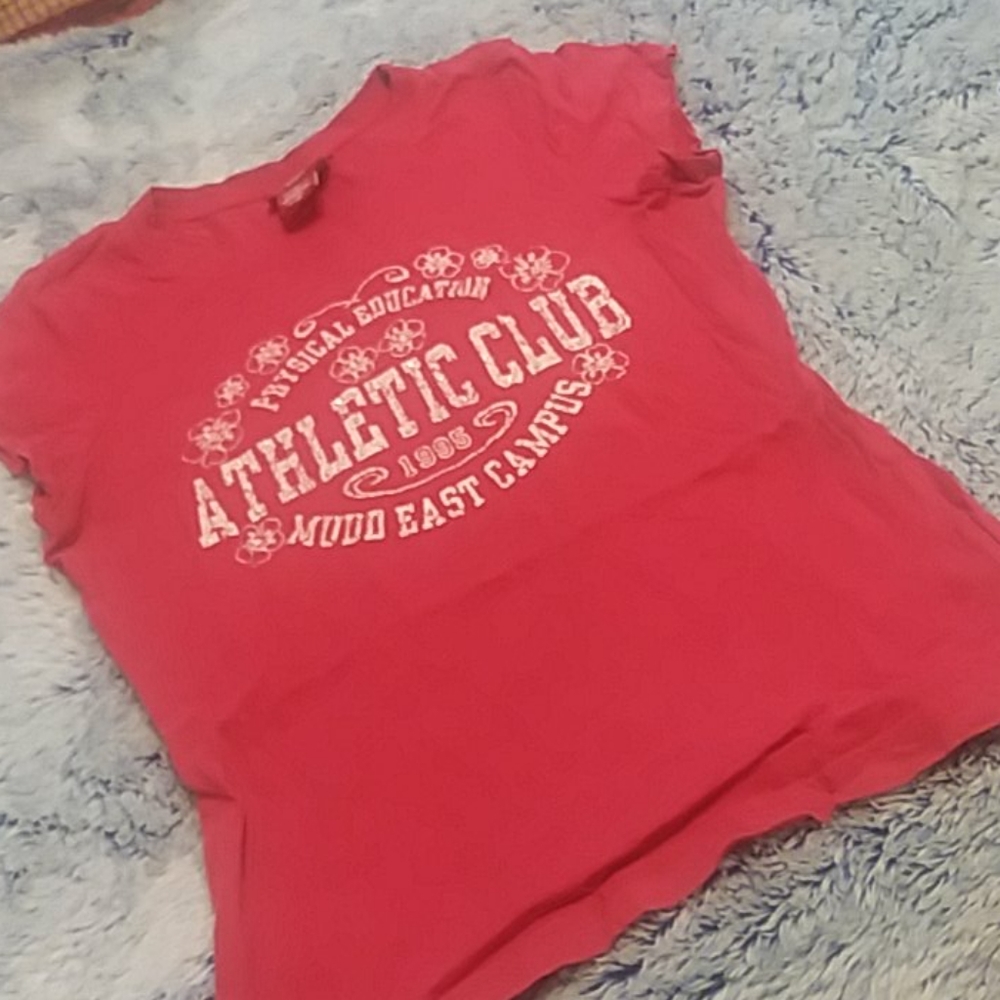 Red printed tee - Picture 3 of 4